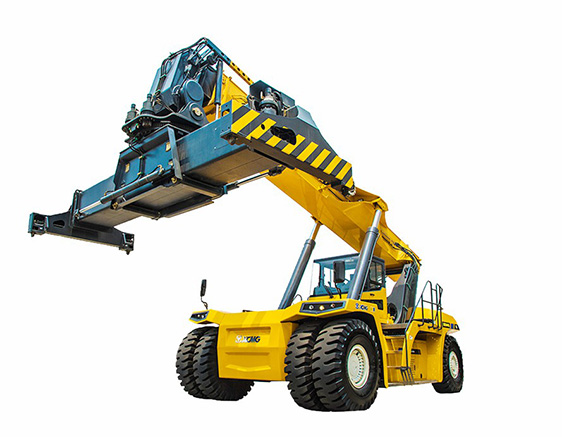 Formation Reachstacker